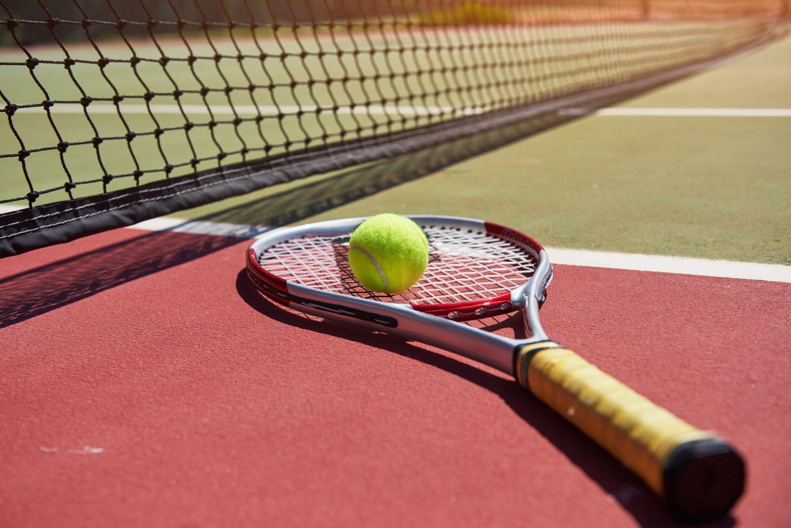 tennis racket