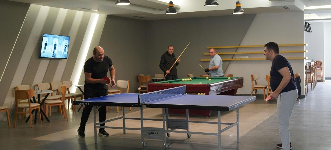 how play table tennis